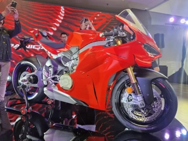 Cocok untuk yang Suka Kebut-kebutan, Ini Spesifikasi Ducati Panigale V4 S yang Baru Rilis di Indonesia