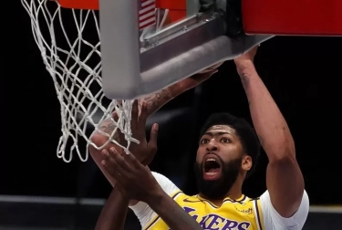 Debut di Dallas Mavericks Usai Ditukar dengan Luka Doncic, Anthony Davis Malah Cedera