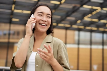 Kenapa Ada Orang yang Lebih Suka Menelepon? Ini 8 Ciri Kepribadiannya Menurut Psikologi!