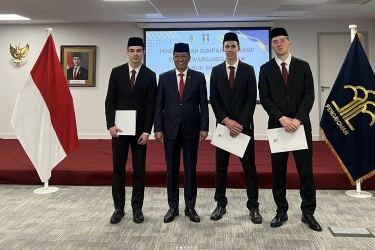 Sekilas Suasana Sumpah WNI Ole Romney, Dion Markx, dan Tim Geypens di KBRI London