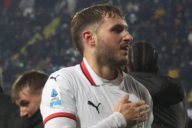 AC Milan Menuju Feyenoord dengan Taktik Super Ofensif 