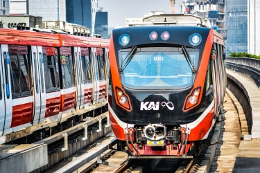Jaga Keandalan Operasional, LRT Jabodebek Rutin Rawat Jalur