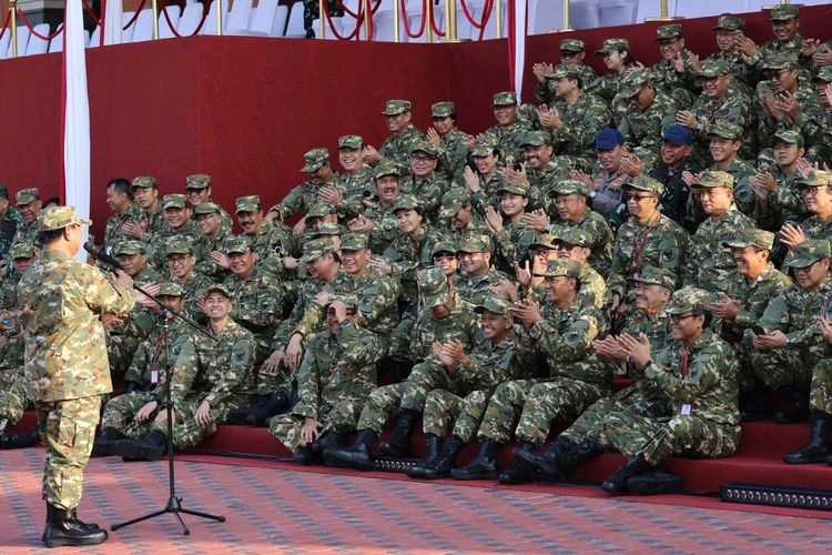 Susul Para Menteri, Kepala Daerah Akan ''Wajib Militer'' Usai Dilantik