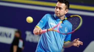 Raffi Ahmad Pimpin Indonesia Kalahkan Artis Korea Selatan di 'Lagi-Lagi Tenis Internasional 2025'