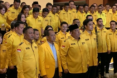 Bahlil Lantik Said Aldi Al Idrus Jadi Ketum PP Angkatan Muda Partai Golkar