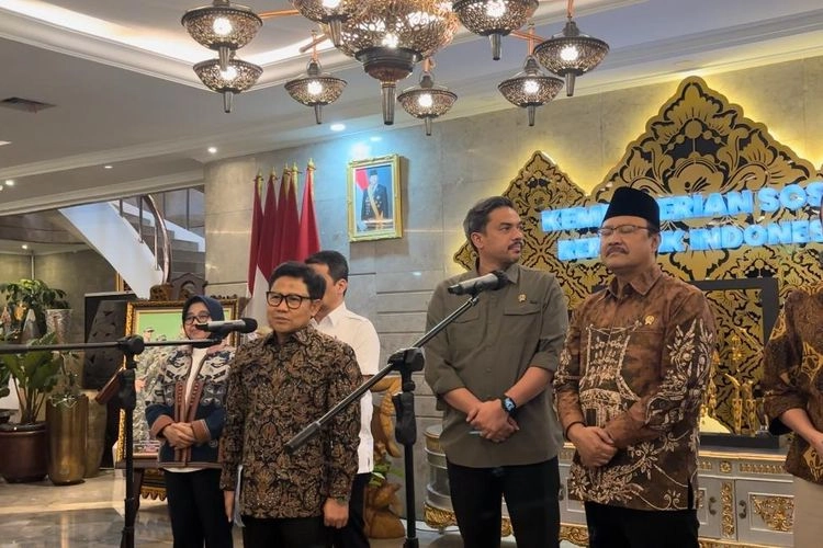 Cak Imin Gelar Rapat Bahas Penyaluran Bansos dan Efisiensi Anggaran