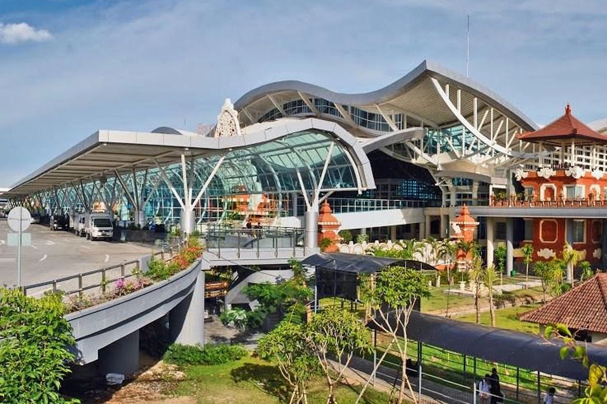 Cuaca Ekstrem, 4 Penerbangan di Bandara Bali Terganggu