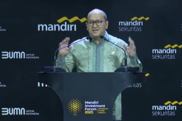 Menteri Investasi Ungkap Hanya 12 Persen Angkatan Kerja Lulus Perguruan Tinggi