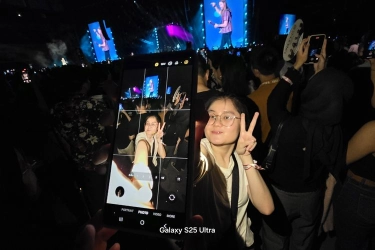 Selfie ala Gen Z di Konser Makin Seru Berkat Samsung Galaxy S25 Ultra