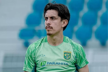 Fix! Empat Gelandang Persebaya Surabaya Absen, Paul Munster dan Uston Nawawi Hanya Punya 2 Pemain Tengah Murni Lawan PSBS Biak