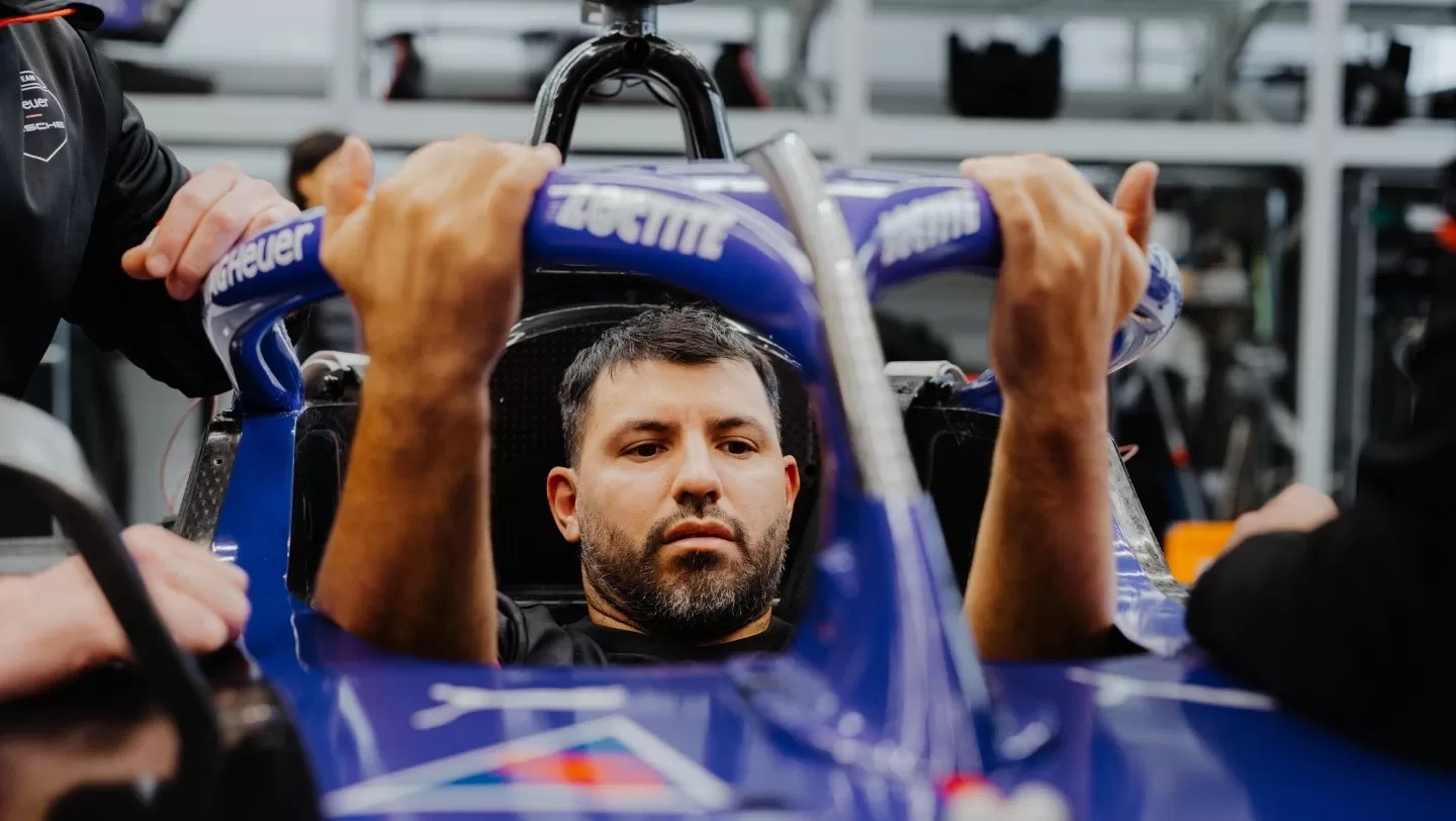 Gebrakan Baru! Eks Bintang Manchester City Bakal Jajal Dunia Formula E dengan Membela Tim Porsche di Miami