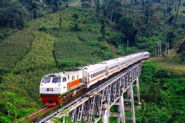 Efisiensi Anggaran Kemenhub, KAI Pastikan Kereta Api PSO Masih Ada