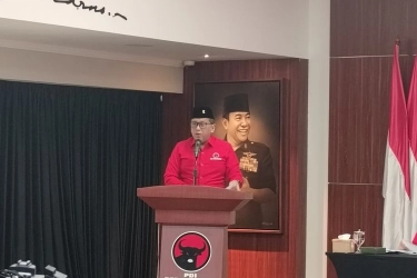 Hasto Sebut Jokowi Lakukan Desoekarnoisasi Jilid Dua