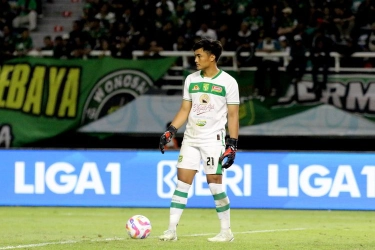 Persebaya Tanpa Pelatih dan Sejumlah Pemain Inti, Ernando Ari Tetap Optimistis Bangkit