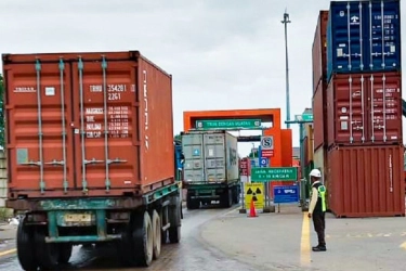 SPSL Sediakan Pemindai Kontainer di Pelabuhan Tanjung Perak