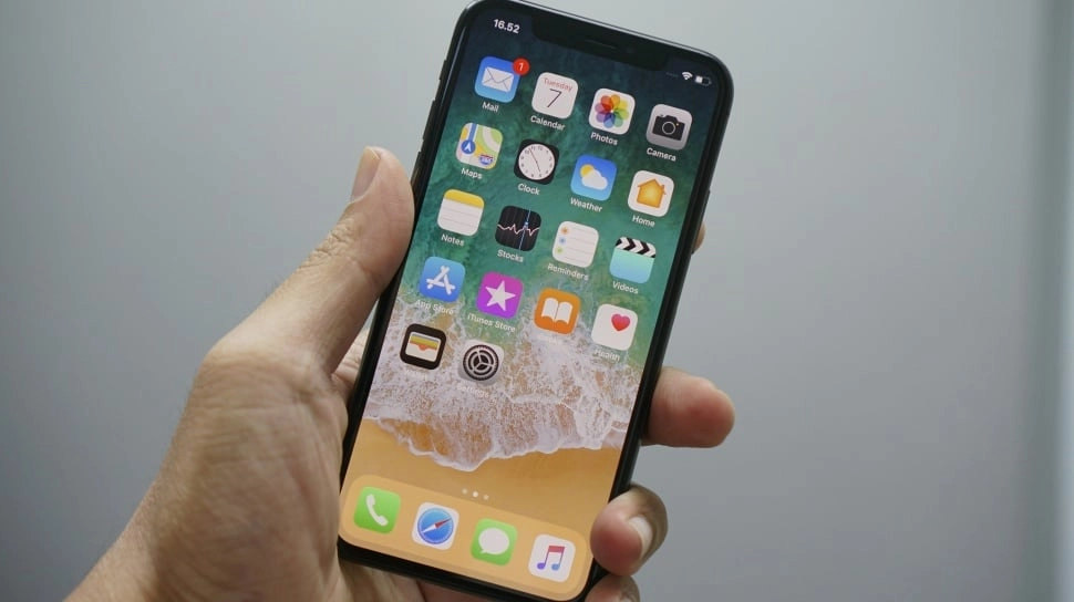 iPhone Terancam Diretas? Apple Keluarkan Peringatan Mendesak!