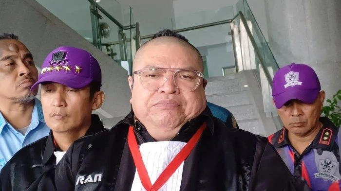 Dr. H. Razman Arif Nasution, S.H., S.Ag., MA.