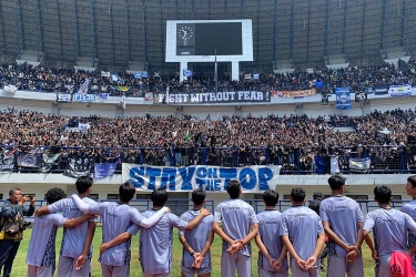 Bobotoh Suntik Motivasi Pemain Persib, Marc Klok Apresiasi Sekali