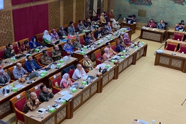 BPS Pastikan THR dan Gaji ke-13 Pegawai Cair meski Ada Efisiensi Anggaran