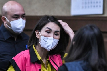 Hakim Perintahkan Barang Bukti yang Disita dari Helena Lim Dipakai untuk Bayar Uang Pengganti