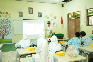 Kurangi Emisi Karbon, Sekolah Energi Berdikari di Bontang Bisa Hemat Listrik Rp 6,8 Juta Per Tahun
