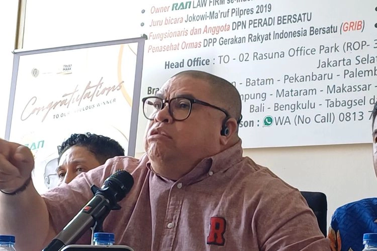 MA: Razman dan Firdaus Oiwobo Tak Bisa Praktik di Pengadilan