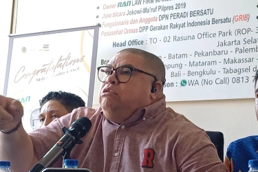 MA: Razman dan Firdaus Oiwobo Tak Bisa Praktik di Pengadilan