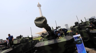 DPR Pertanyakan Nasib Alutsista Usai Anggaran Kemhan-TNI Dipangkas Rp26,99 Triliun Imbas Efisiensi