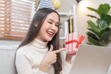 LDR Bukan Alasan, Coba 4 Cara Ini untuk Merayakan Momen Spesial Bersama Pasangan meski Berjauhan