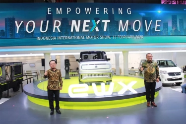 Suzuki Pamer eWX dan e VITARA di IIMS 2025, Siap Gebrak Pasar Indonesia!