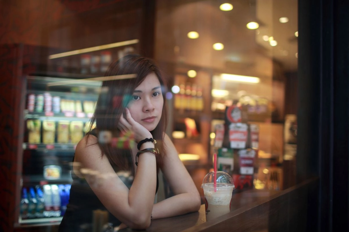 Mengapa Kita Bisa Merasa Kesepian? Ini Penjelasannya