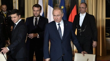 Zelensky Minta Dukungan AS dalam Negosiasi dengan Putin untuk Akhiri Perang Rusia-Ukraina