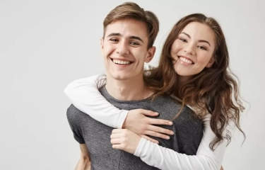 Cinta Seumur Hidup: 5 Zodiak yang Memang Ditakdirkan untuk Menjadi Pasangan Sehidup Semati