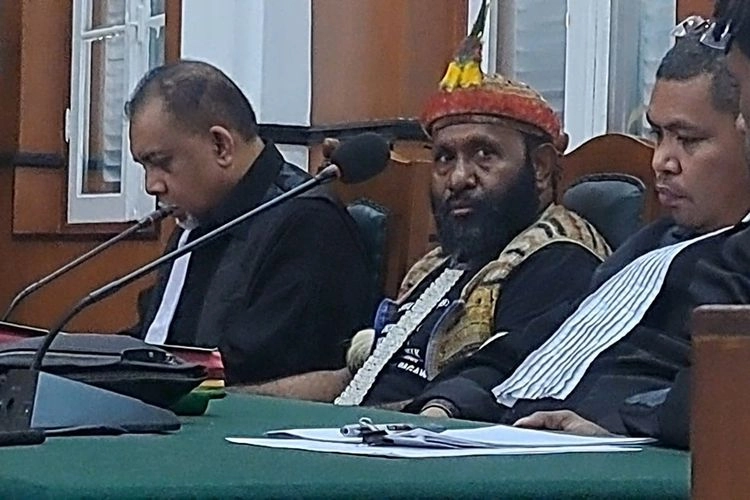Legislator Nasdem Minta Pemindahan Penahanan Temannya, Ricky Ham Pagawak