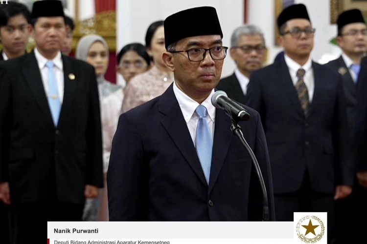 Prabowo Lantik Brian Yuliarto Jadi Mendikti Saintek Gantikan Satryo Soemantri