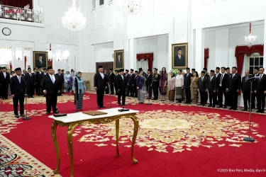 Reshuffle Pertama Prabowo, Mendikti Diganti, 3 Kepala Badan Dilantik