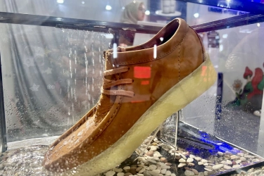 Waterproof Spray Bisa Bikin Sepatu Bebas Bernoda, tapi Berapa Lama?