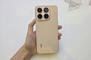 Menggenggam Nubia V70 Series, HP Rp 1 Jutaan dengan Desain Premium