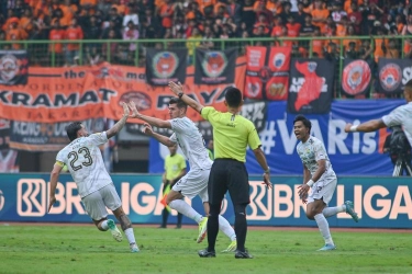 Nick Kuipers Membara di Persib, Bicara Gol Spektakuler ke Gawang Persija