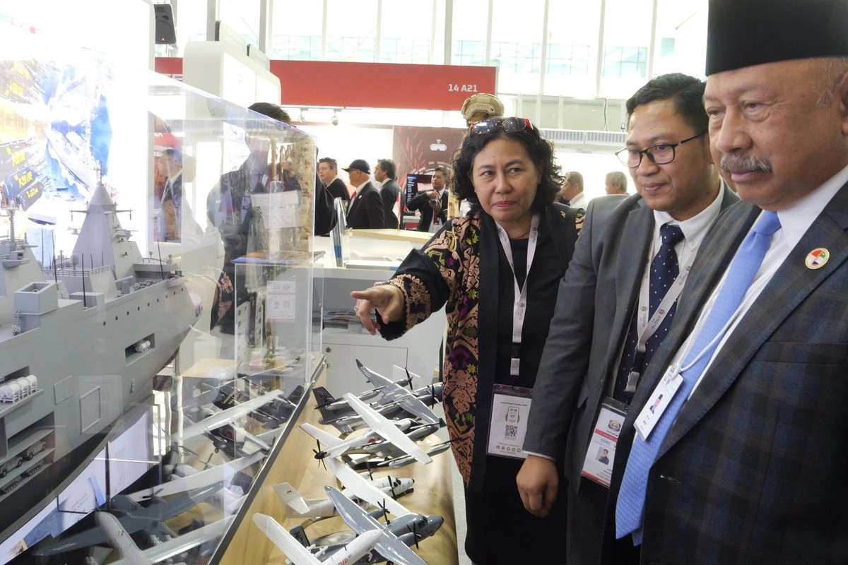 PT PAL Pamerkan ''Hospital Ship'' dan ''Landing Platform Dock'' di di IDEX dan NAVDEX 2025