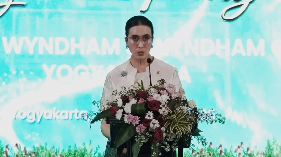 Nunduk Baca Teks, Public Speaking Widiyanti Menteri Terkaya di Kabinet Prabowo Ramai Dicibir: Kayak Bocah SMP Presentasi