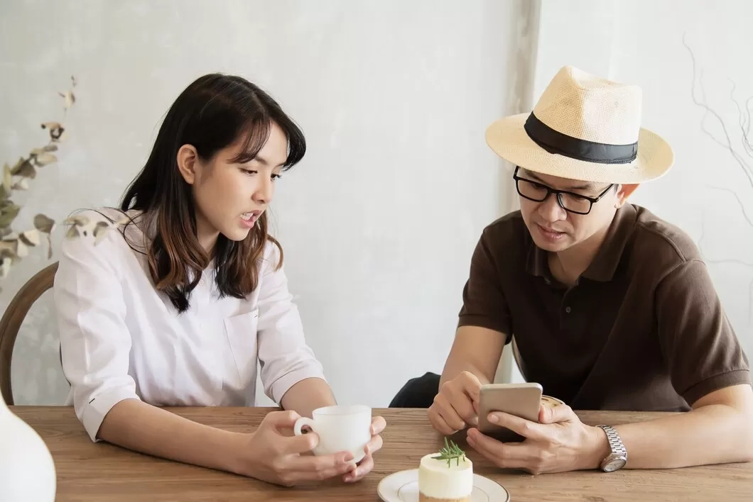 7 Ciri Perempuan yang Sedang Mencari Pasangan Tapi Menolak untuk Berkompromi dengan Seseorang yang Tidak Memenuhi Standarnya