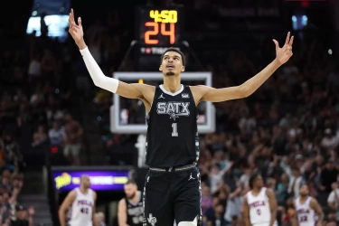 NBA: San Antonio Spurs Gigit Jari, Victor Wembanyama Absen hingga Akhir Musim Usai Alami Penggumpalan Darah