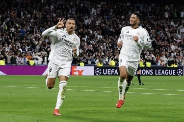 Ancelotti Yakin Mbappe Bisa Mencapai Level Ronaldo di Real Madrid