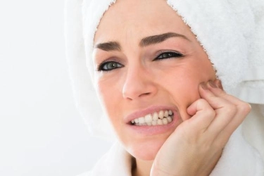 Bagaimana Cara Meredakan Sakit Gigi? 15 Pengobatan Alami Bisa Dicoba