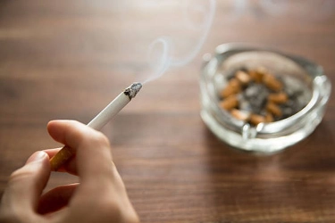 Kemenkes: Biaya Penyakit Akibat Rokok Lebih Tinggi dari Pajak Iklan Produknya