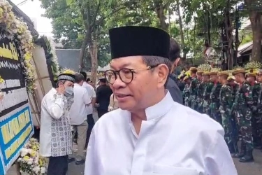Melayat Eks Wakapolri Syafruddin, Pramono Anung: Beliau Orang yang Sangat Baik