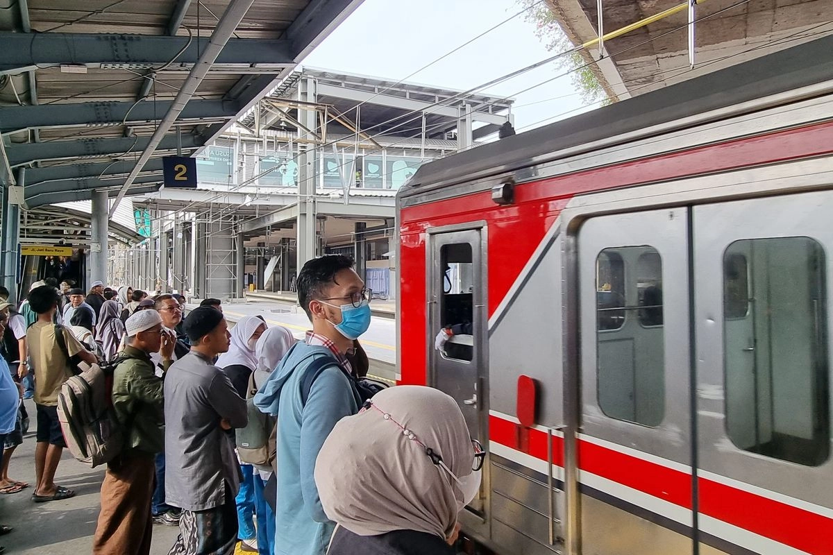 Stasiun Tanah Abang Baru Beroperasi, KAI Commuter Ubah Flow Penumpang