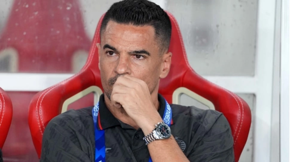 Jika Gagal Penuhi Target Ini, Petinggi Persija: Carlos Pena Out!