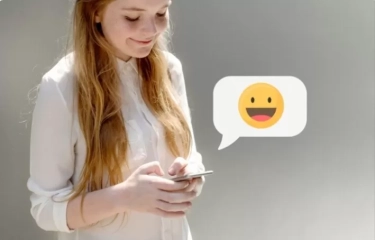 Lebih Ekspresif! 8 Ciri Kepribadian Orang yang Suka Pakai Emoji Saat Mengirim Chat, Kamu Juga Begitu?